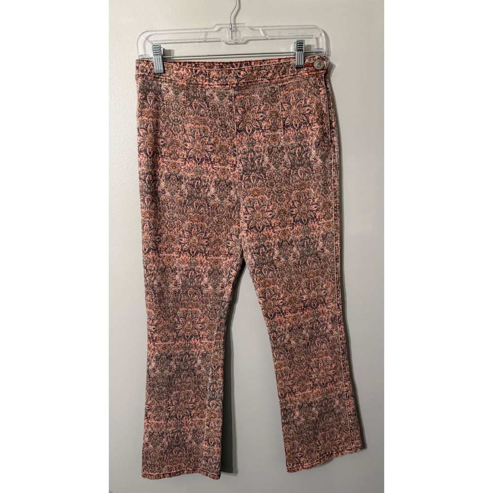 Free People Frida Cropped Flare‎ Jeans Boho Tapestry Print Women's Size 6 - Picture 2 of 9
